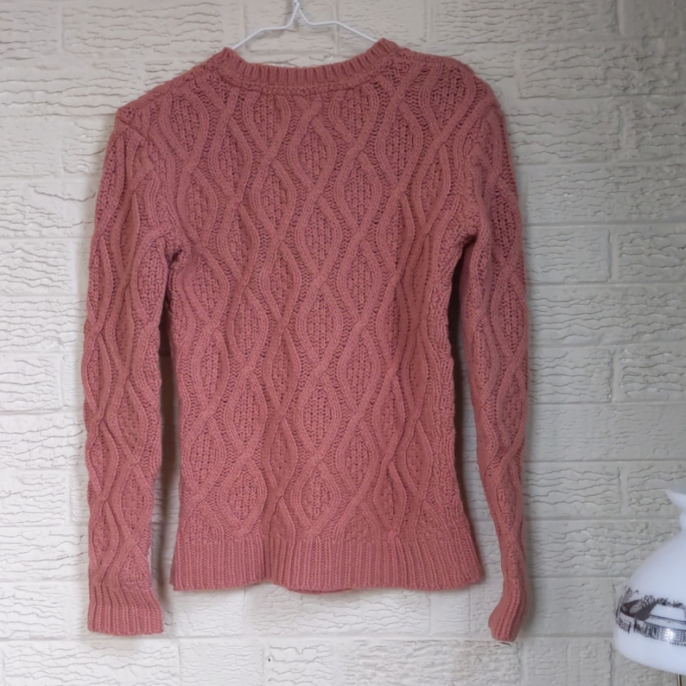 Ruby Moon cable knit rose sweater - Picture 2 of 4